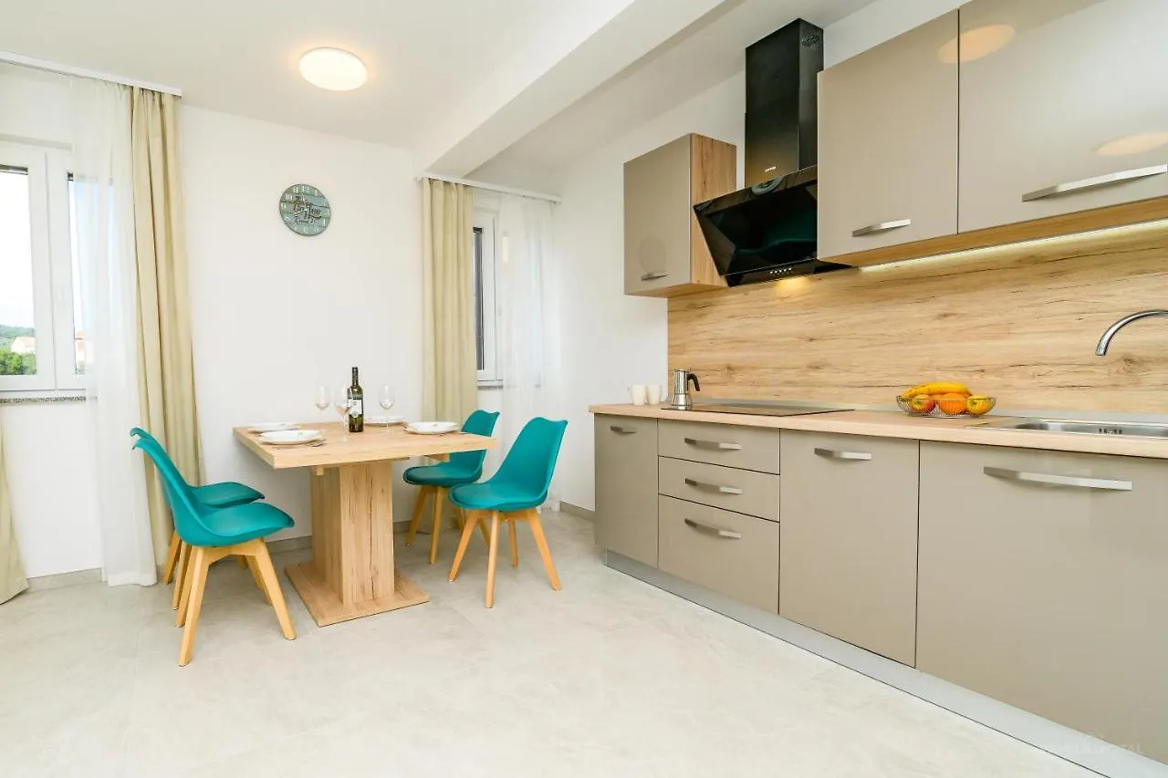 Apartments Horvat Veli Losinj 0*,