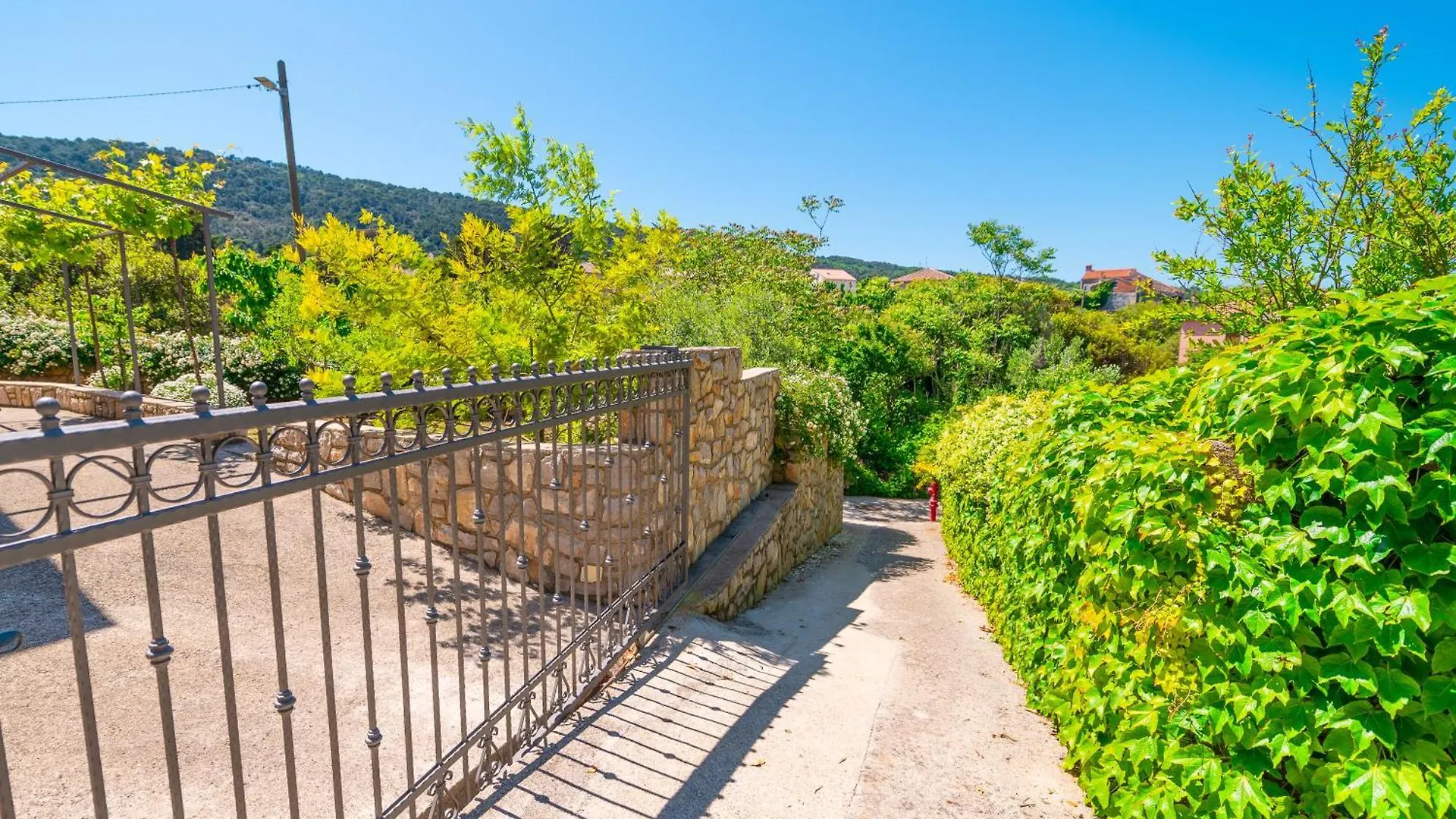 Apartments Horvat 0*, Veli Losinj Croatia